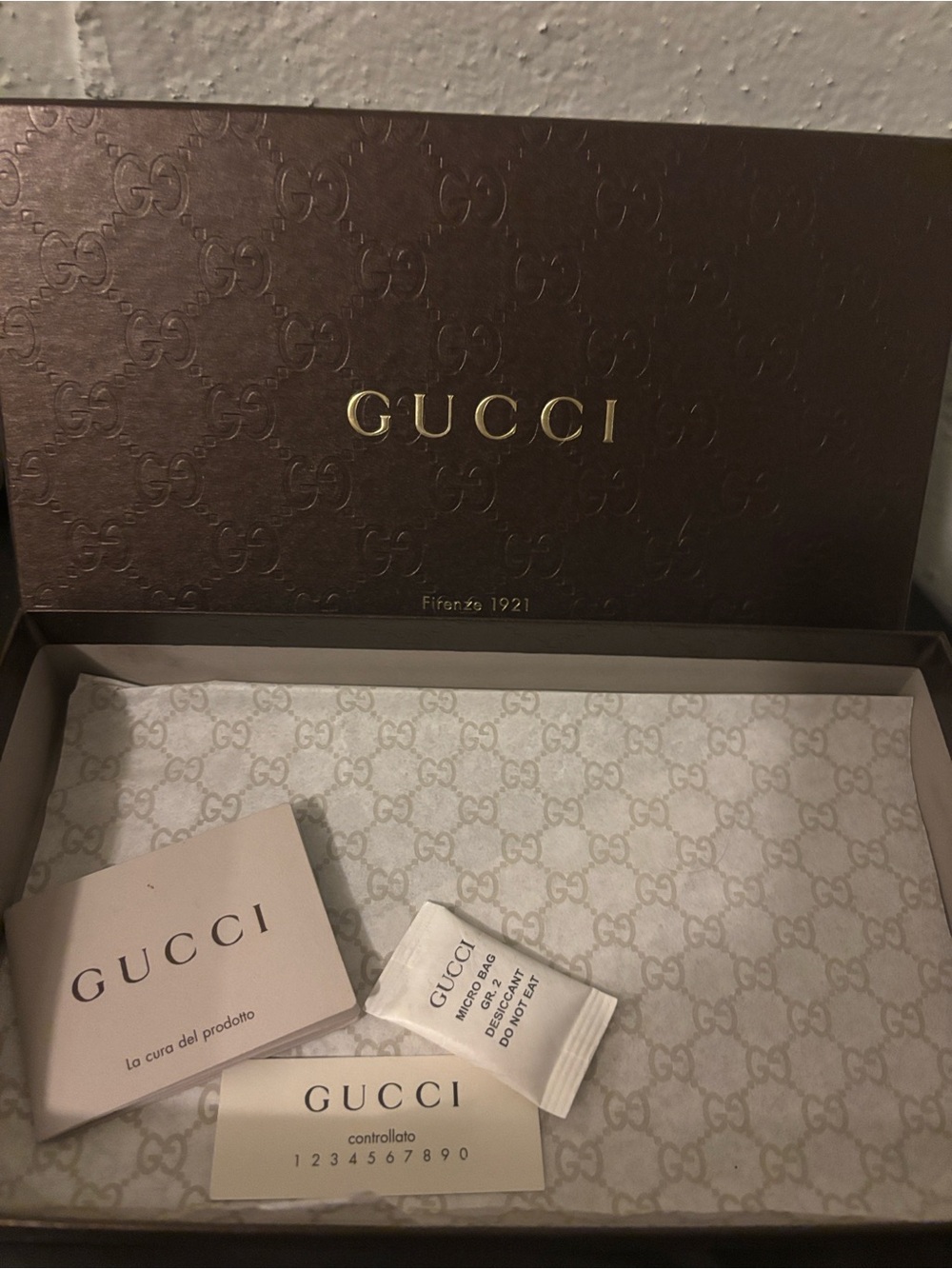 Gucci Navy Blue Leather Zip Wallet with Gold Zipper AUTHENTIC RETAIL $1850 - Picture 9 of 10